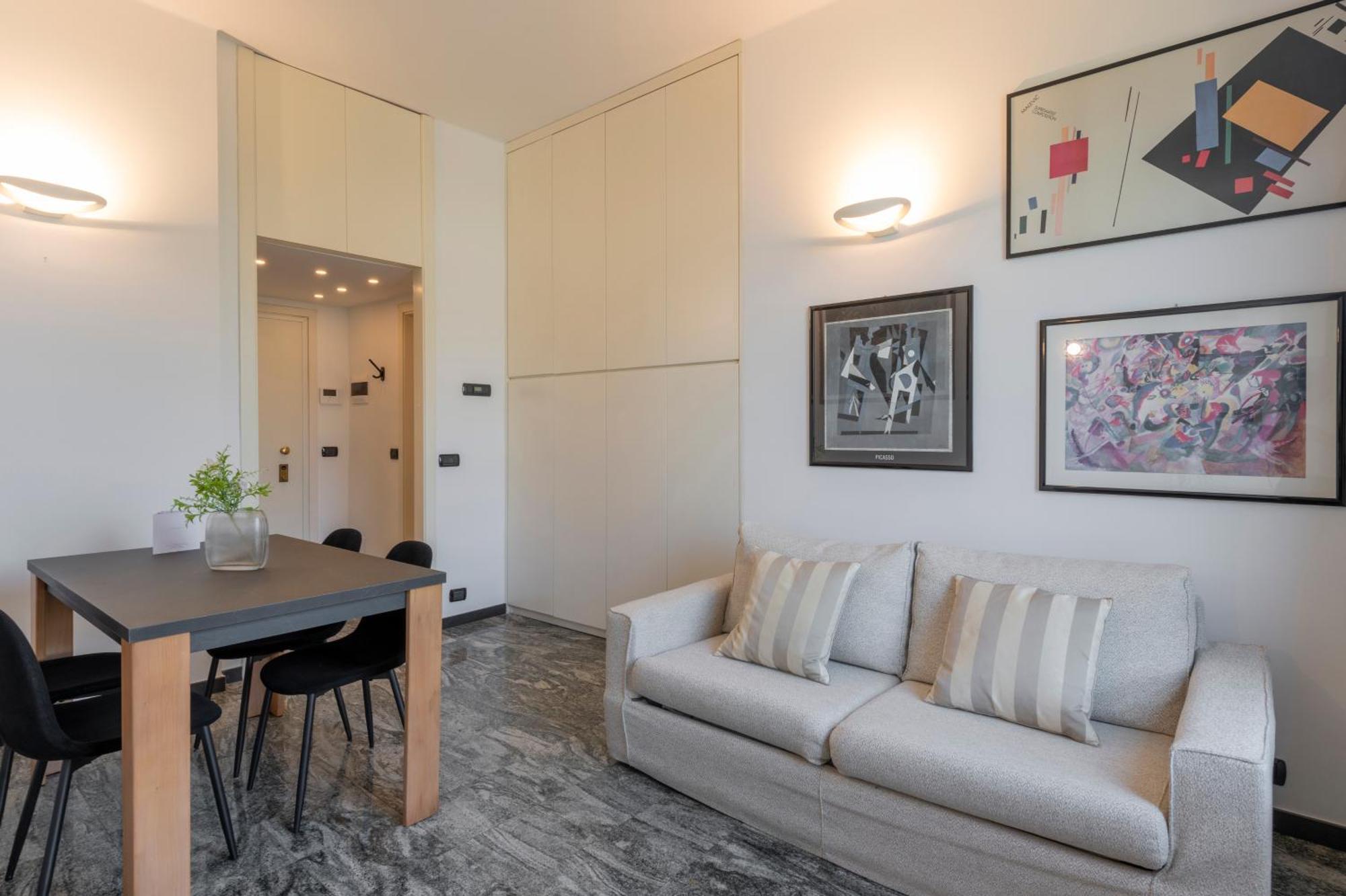 Appartement Royal - Duomo Santo Stefano Milaan